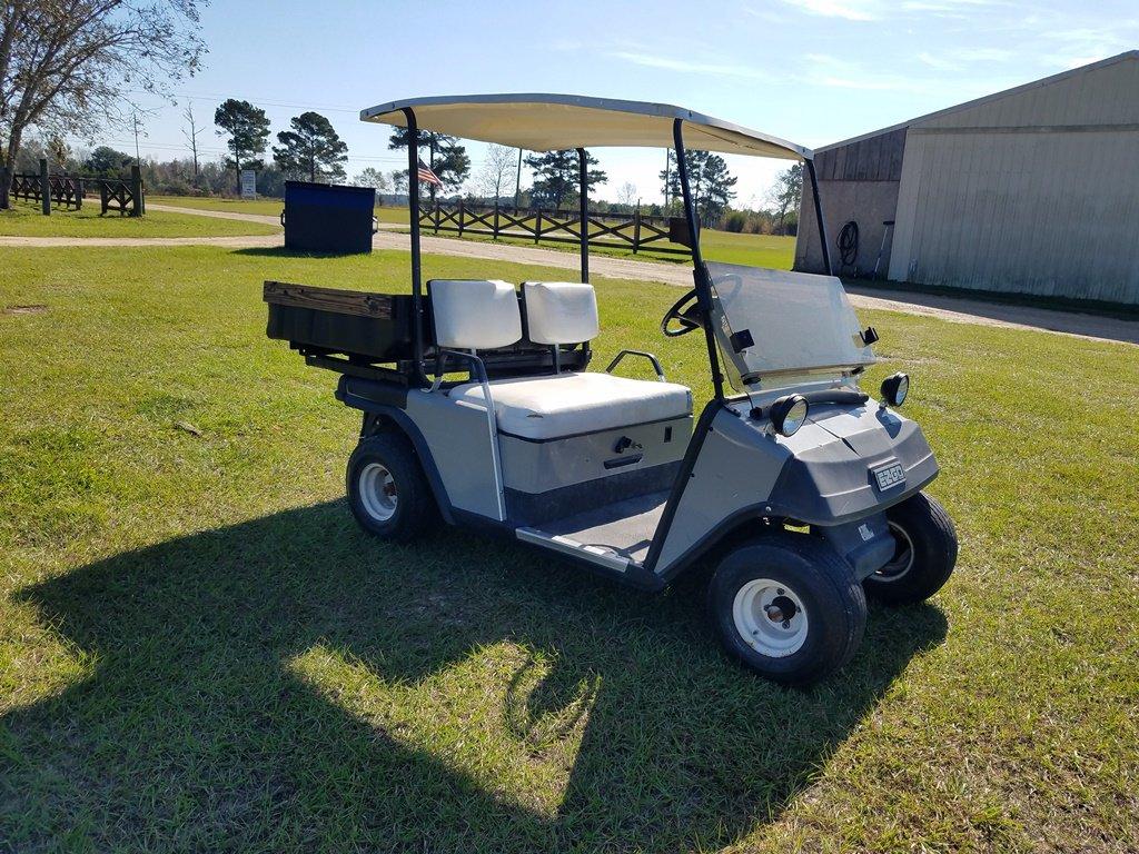 EZ-GO Golf Cart *RUNS*