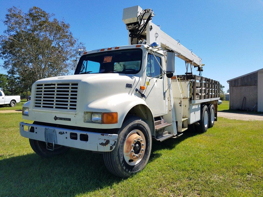 1994 International 4900 6x4 Crane Truck