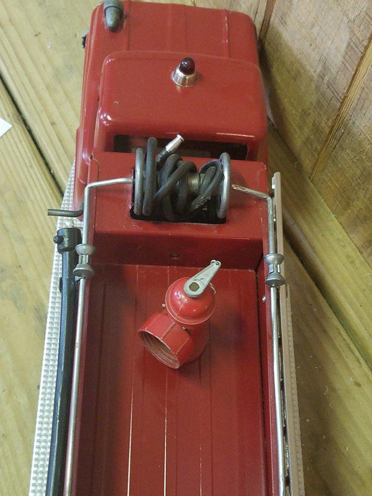 1960'S Tonka Fire Truck Fully Functionally.