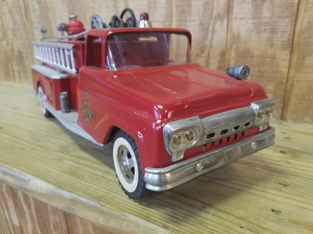 1960'S Tonka Fire Truck Fully Functionally.