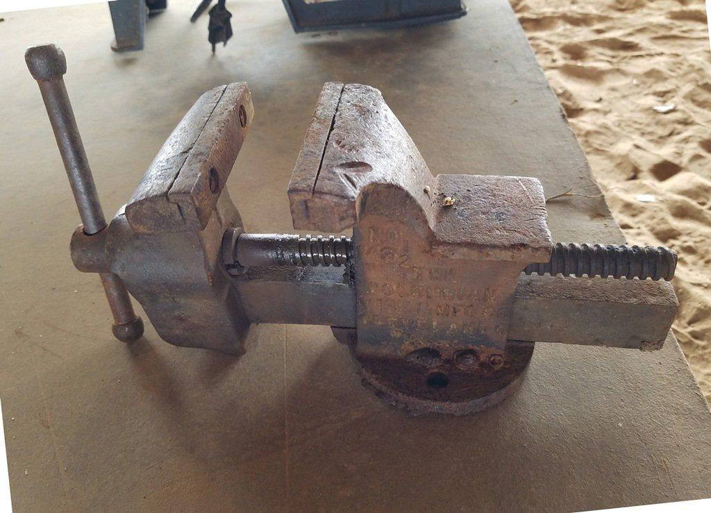 4" Table Vice