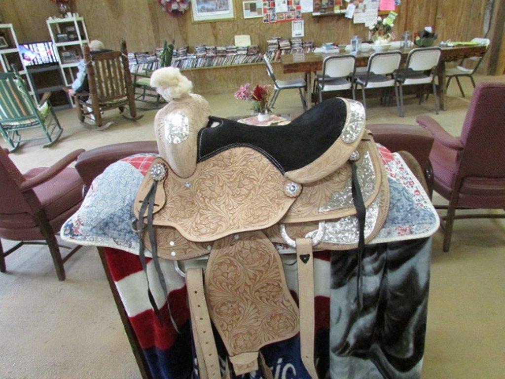 15" Saddle *NEW*