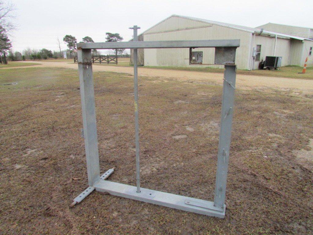 Fence Row Stretcher