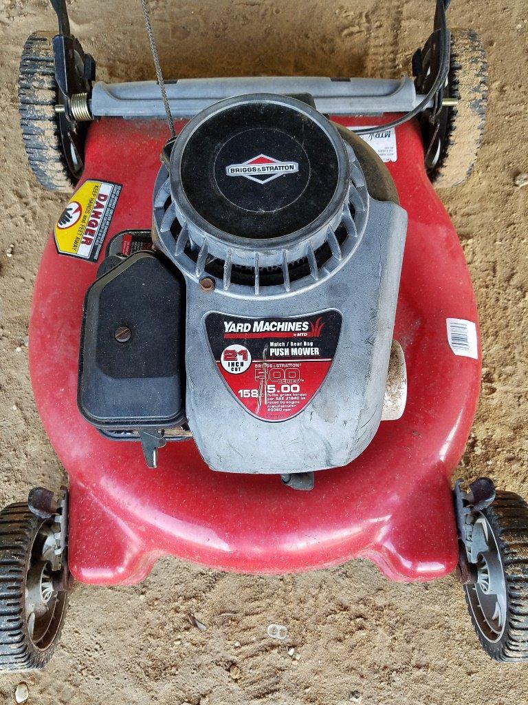 Yard Machine 21" Pushmower RUNS