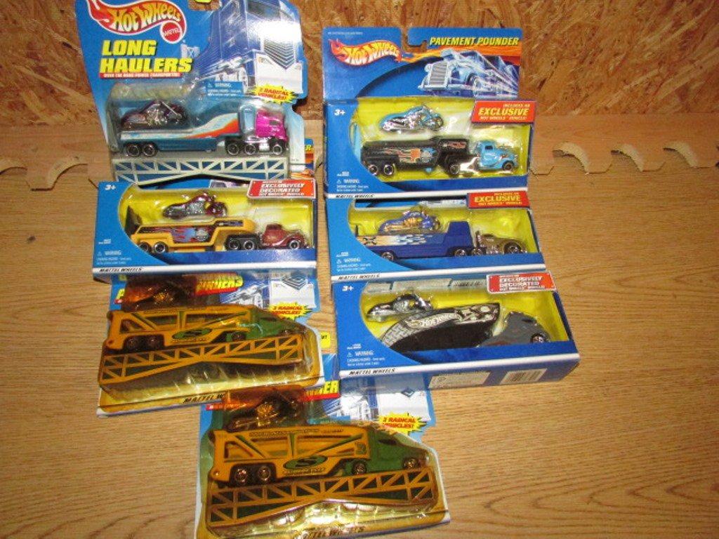 (7) Assorted Hot Wheels Pavement Pounders