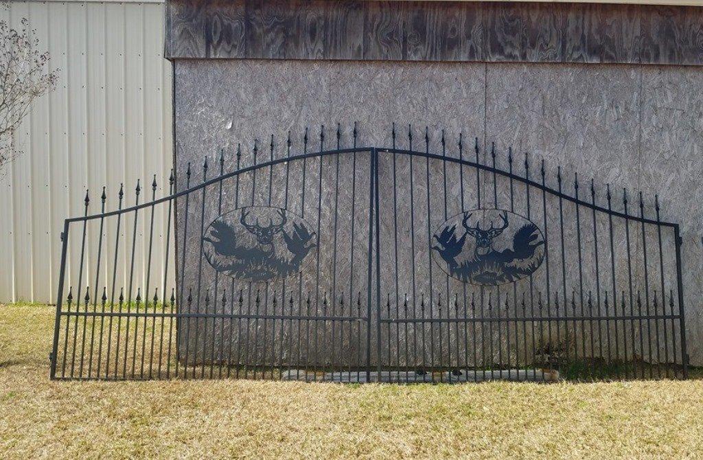 16' Metal Entry Gate W/ Post, Powder Coated *NEW*