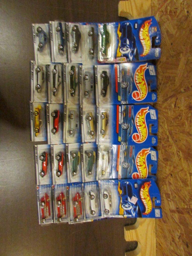 (25) Hot Wheels