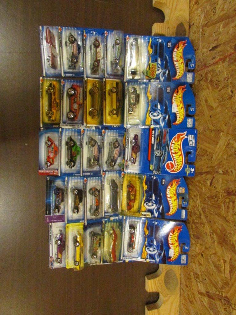 (25) Hot Wheels