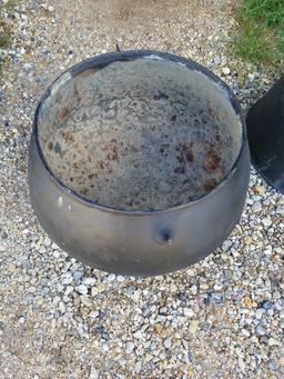 15gal Cast Iron Pot