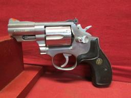 Smith & Wesson 357S&W mag. 6 Shot Revolver.