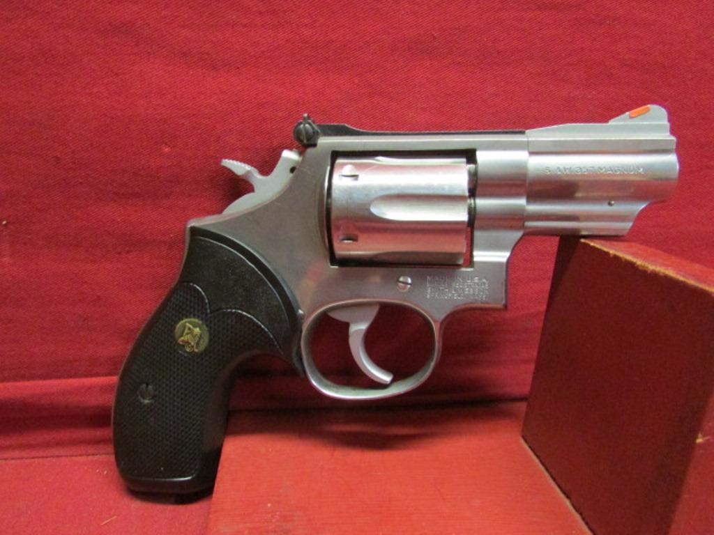 Smith & Wesson 357S&W mag. 6 Shot Revolver.