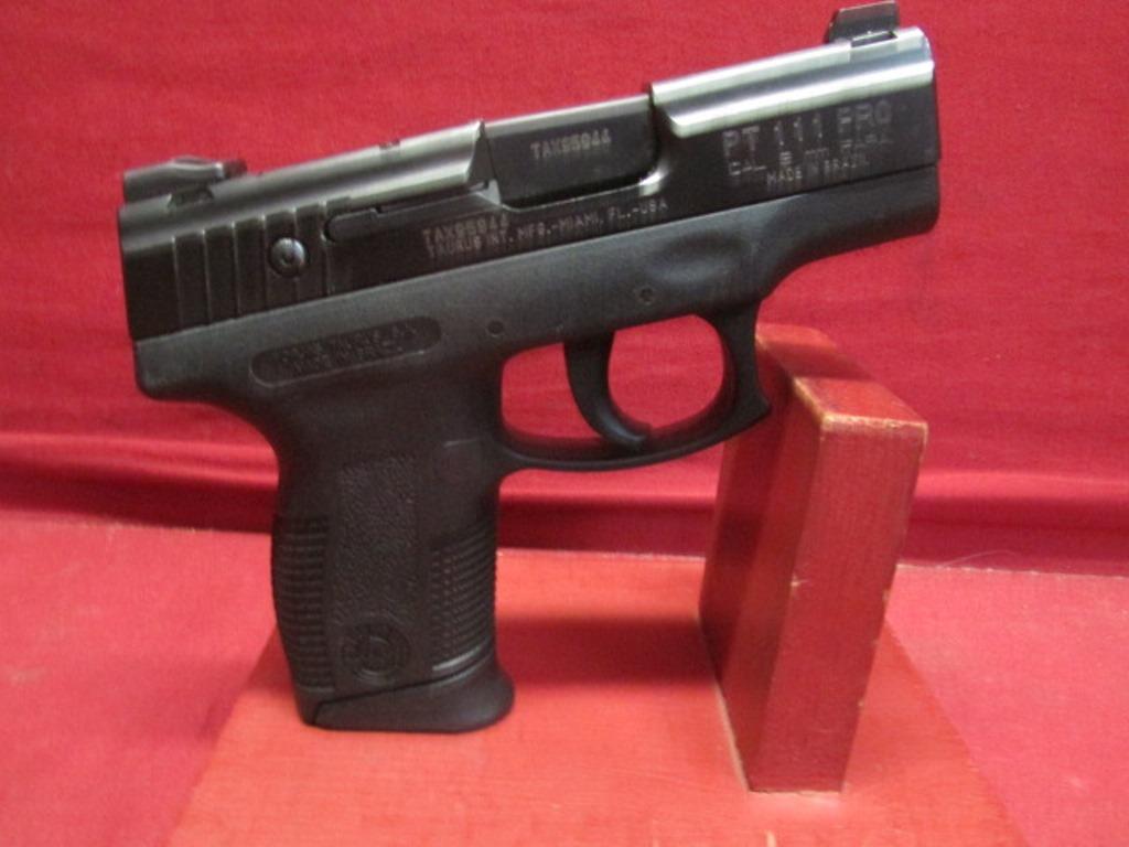 Taurus MIllennium PT111 PRO .9mm Semi Auto Pistol