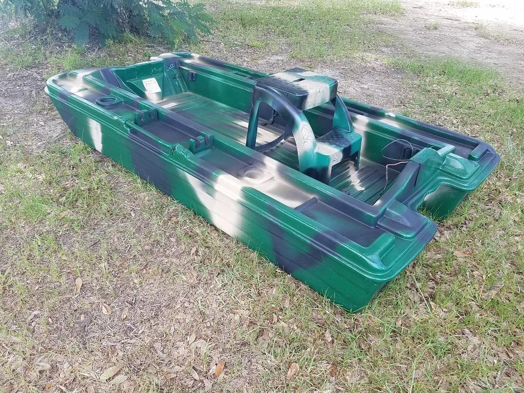 8ft Plastic Camo Boat