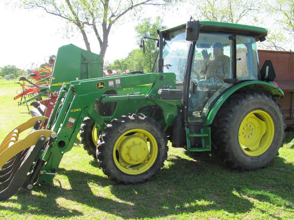 JD 5075E tractor w/H240 loader,bucket & grapple