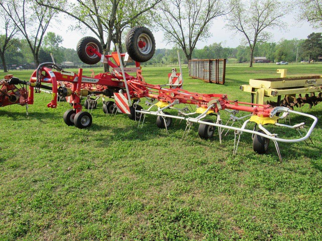 Pottinger HIT 8.91T 30' Tedder