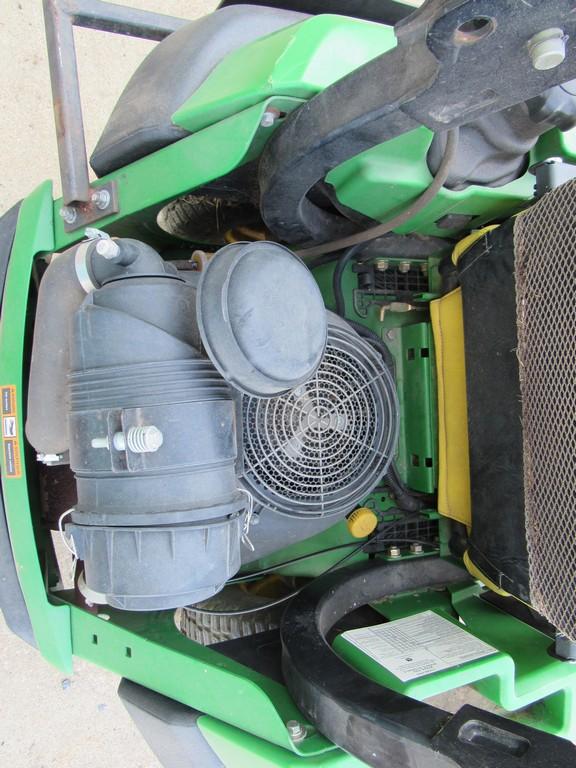 John Deere Z810A Zero turn mower