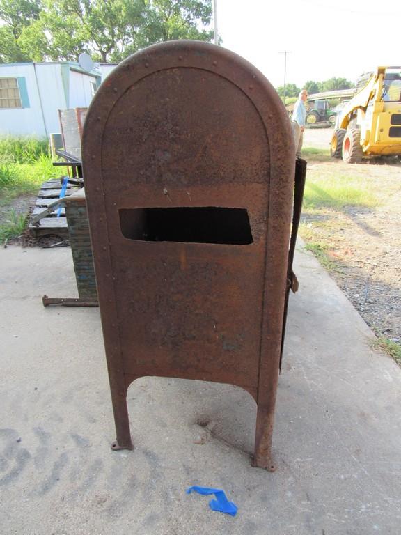 Antique mailbox