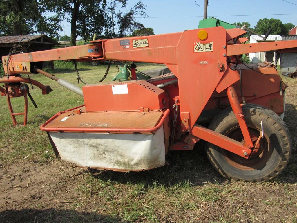 Kuhn FC302G hay mower conditioner