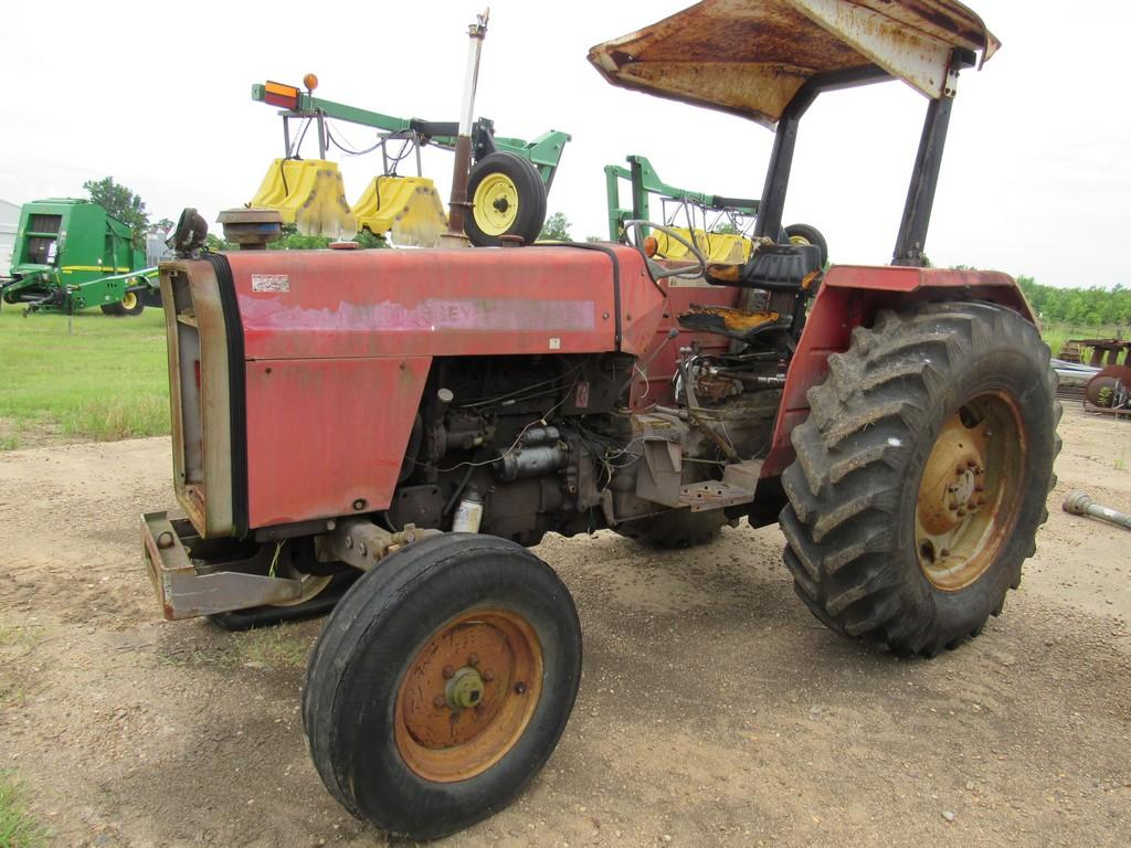 Massey Ferguson 261 Diesel Tractor SALVAGE