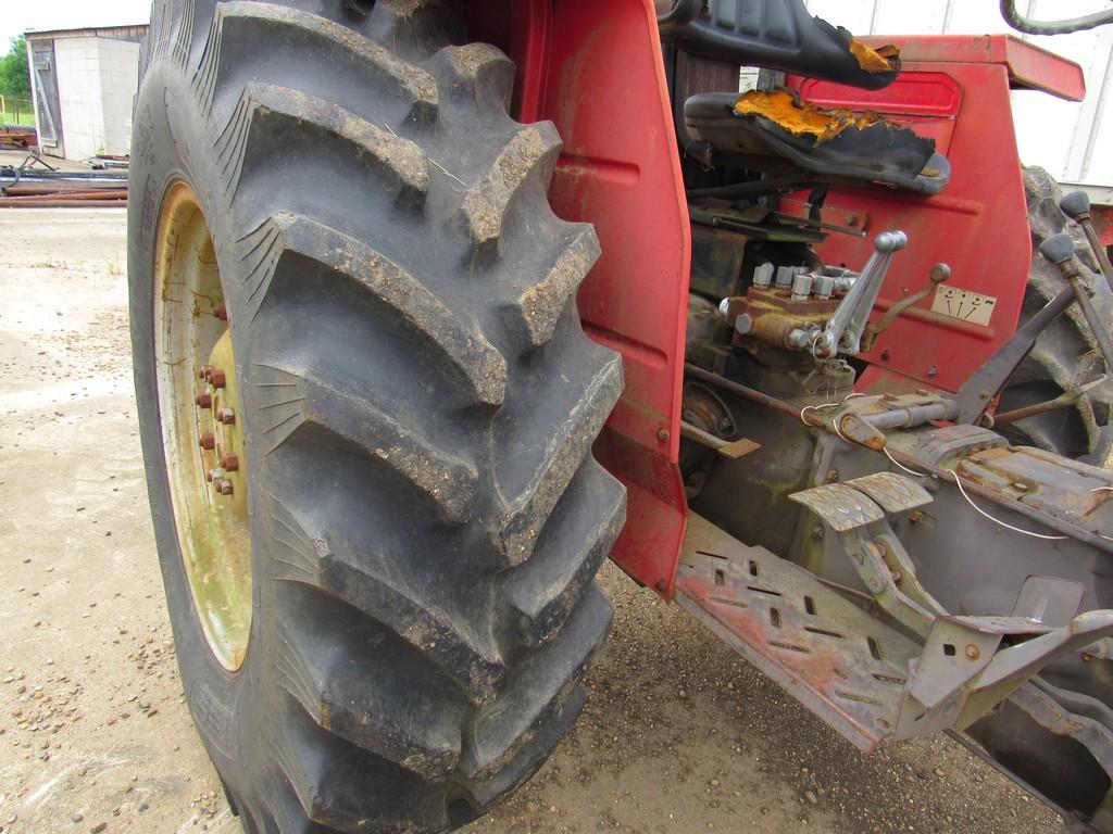 Massey Ferguson 261 Diesel Tractor SALVAGE