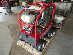 Magnum 4000 series pressure washer