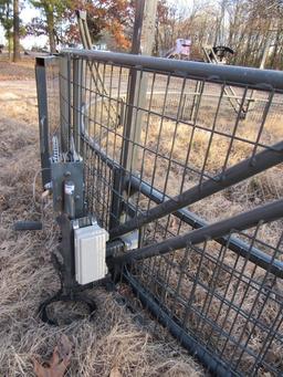 Boar Buster Hog trap w/Next Gen 4G Camera