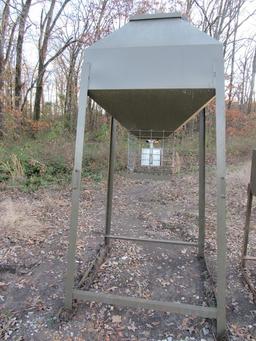 Texas Wildlife Supply 1000lb Deer Feeder