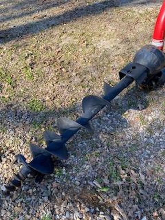 Speedco Field Master post hole digger w/9" auger