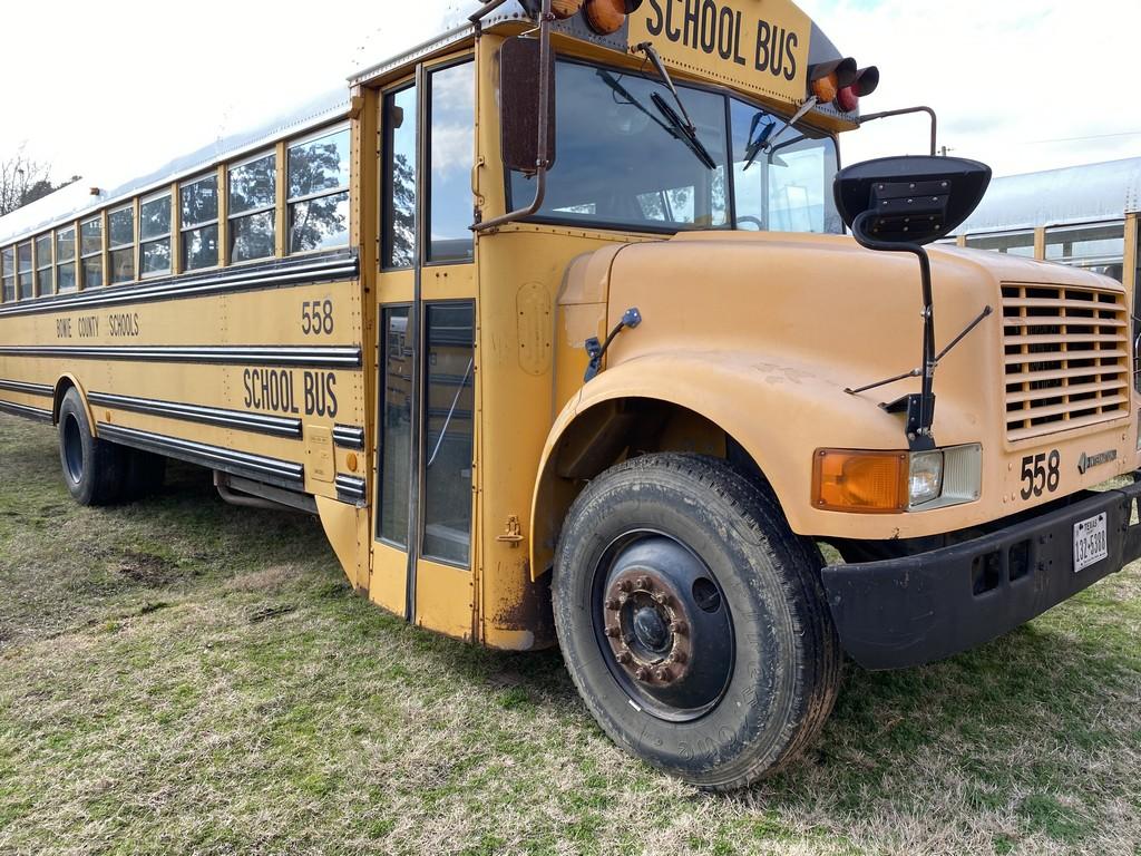 1992 Navistar 3800