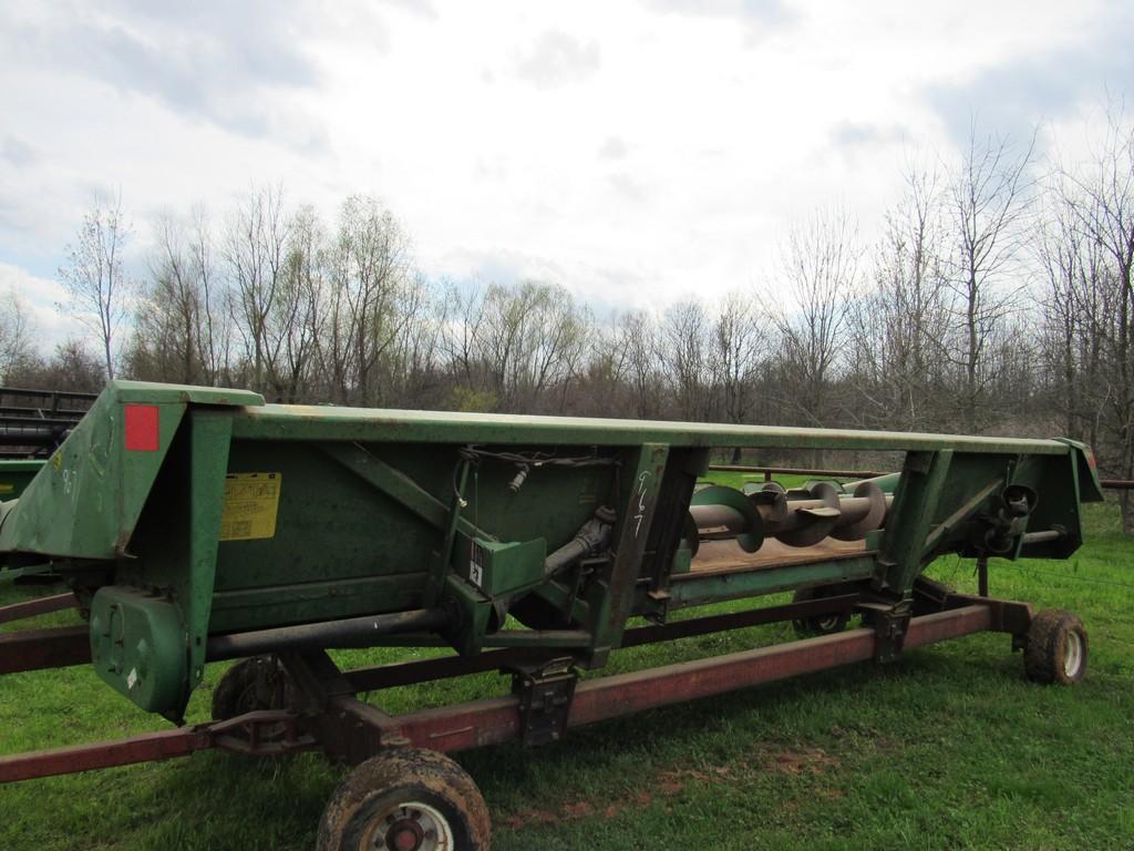 John Deere 843 Corn Header