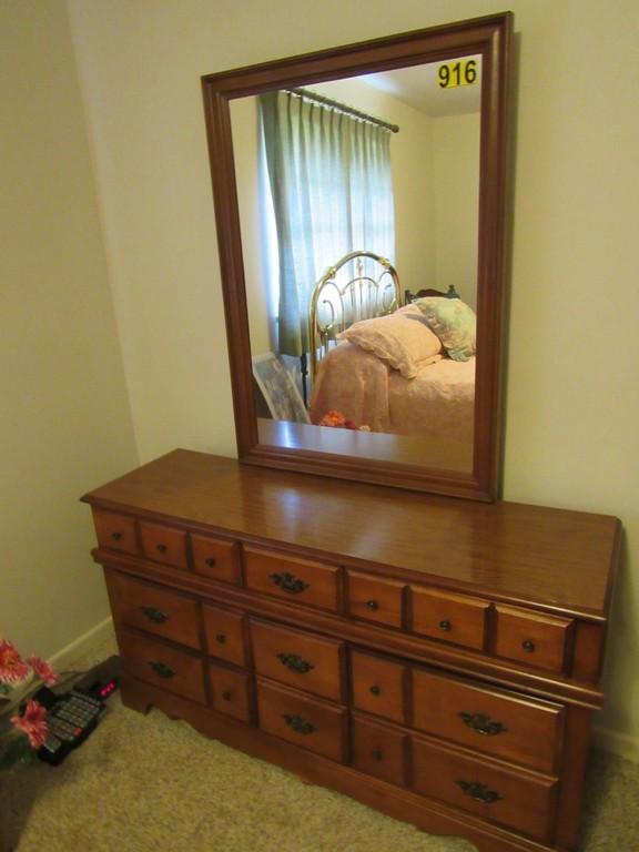 Dresser w/mirror,  chest of drawers