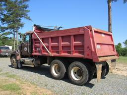 2001 Mack CH613 Dump Truck