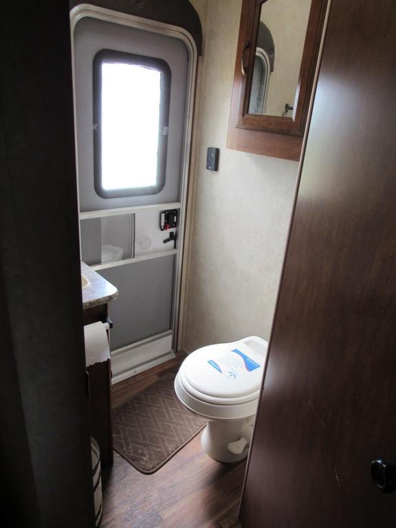 2015 Forest River Wildwood 5th Wheel Camper