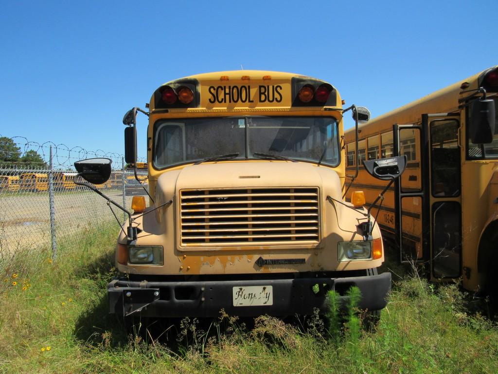 1995 Amtran 3800