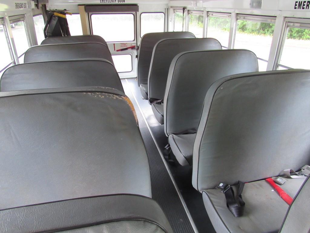 2003 Chevrolet Mid Bus