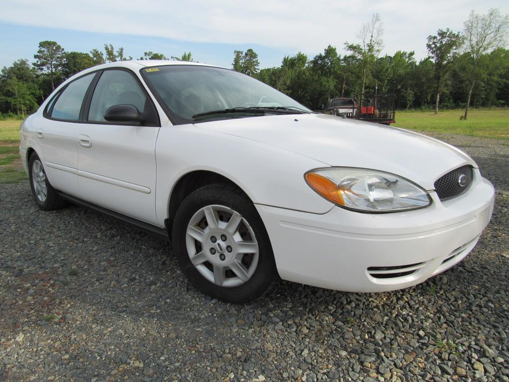 2006 Ford Taurus