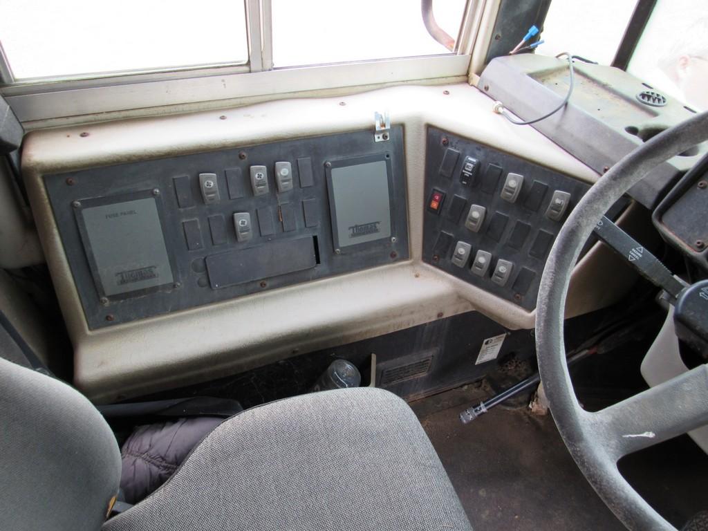 2000 Thomas Freightliner School Bus