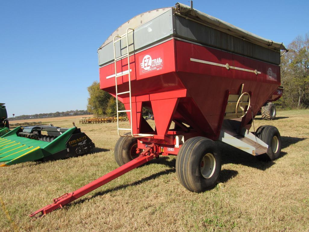 EZ Trail 500 Grain Gravity Wagon with Tarp