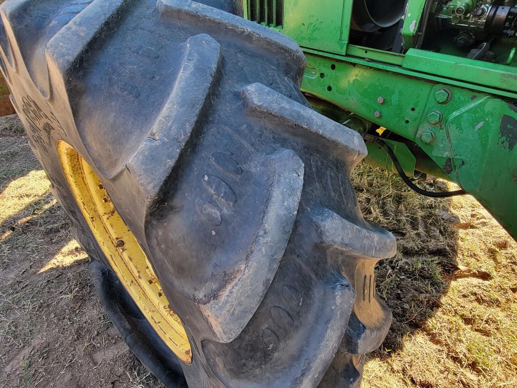 John Deere 6410 4x4 tractor w/loader