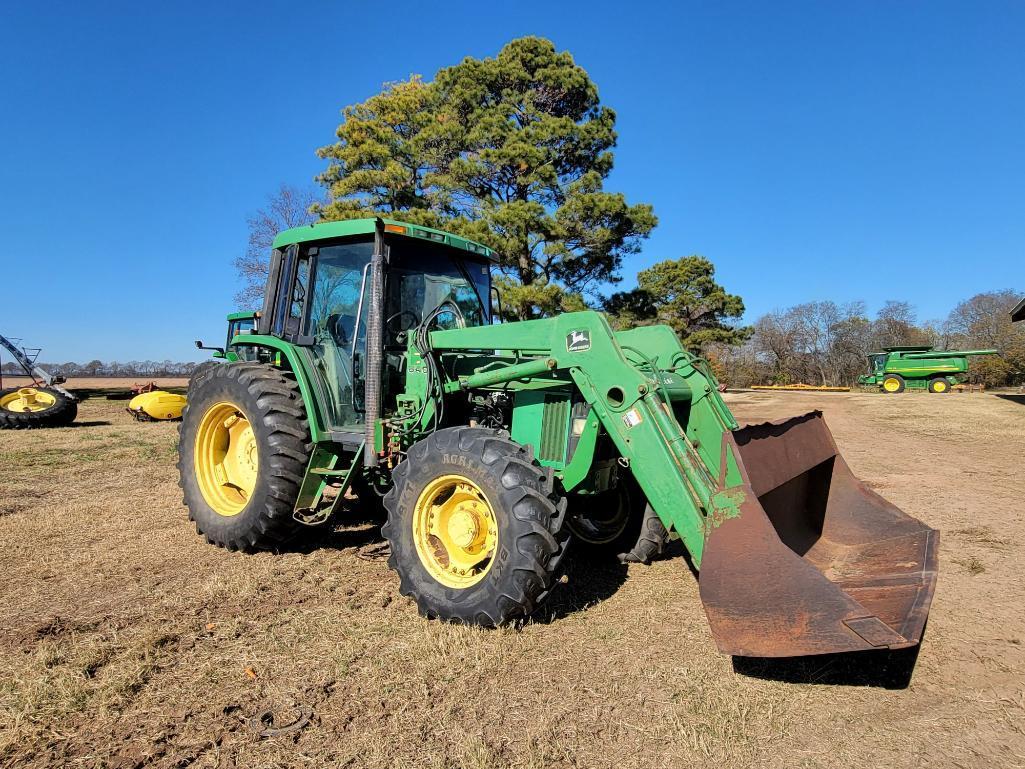 John Deere 6410 4x4 tractor w/loader