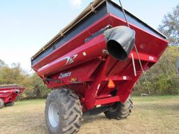 2014 Demco 850 Grain Cart with scales