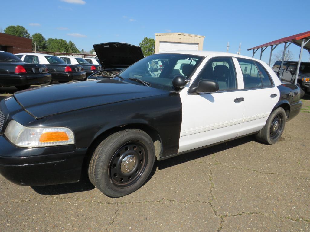 2010 Ford Crown Victoria