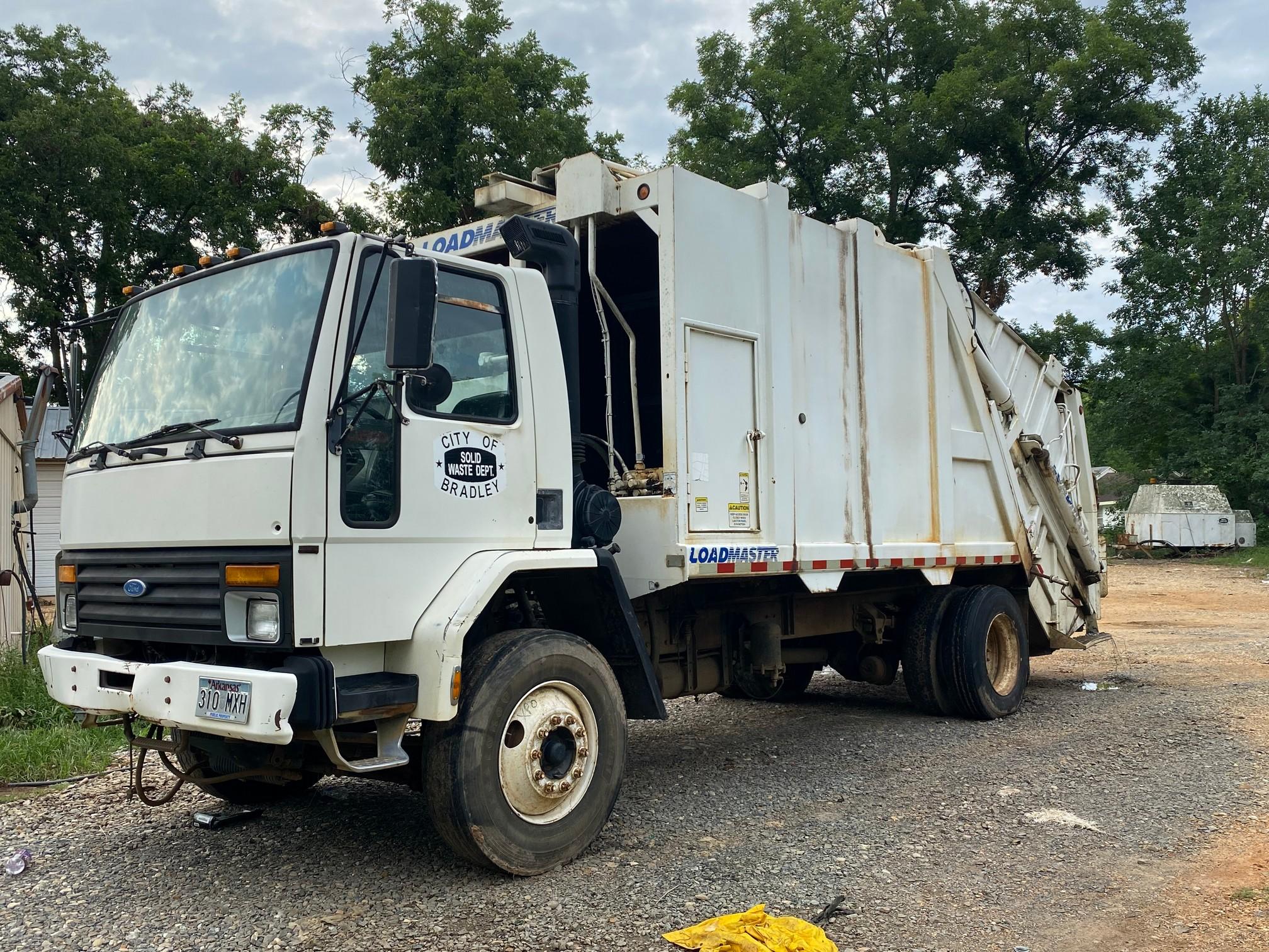 1996 Ford Trash truck