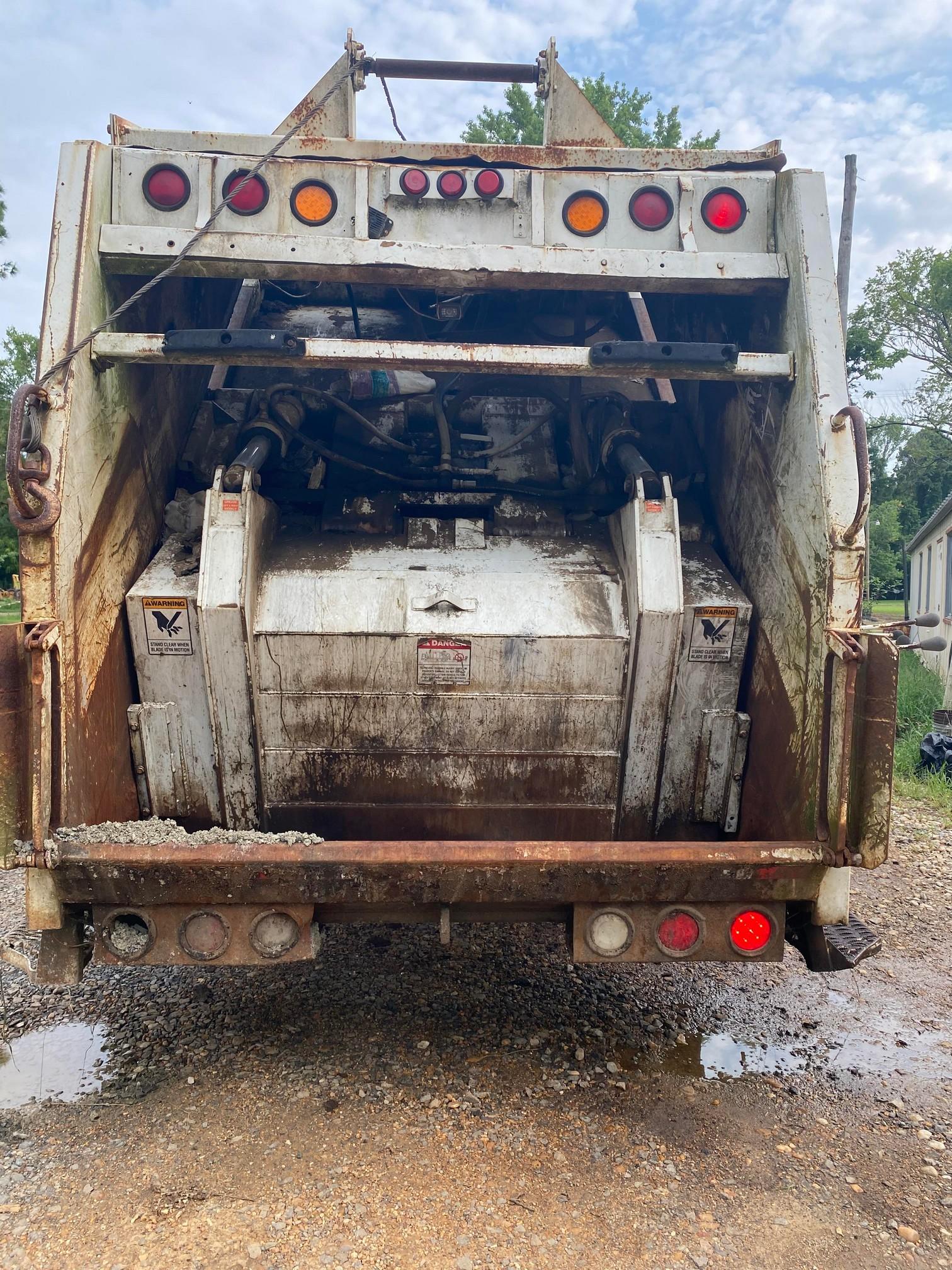 1996 Ford Trash truck