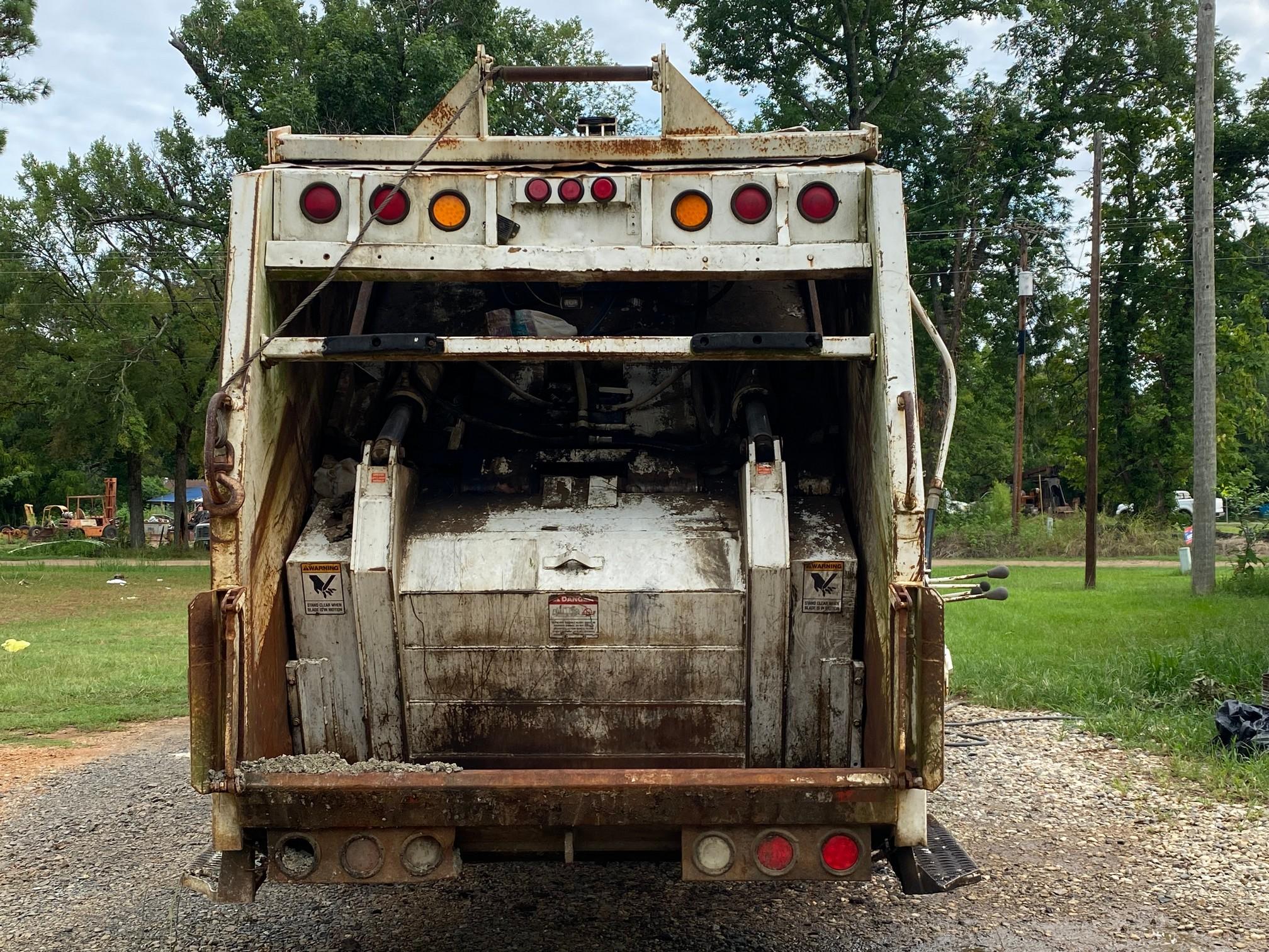 1996 Ford Trash truck