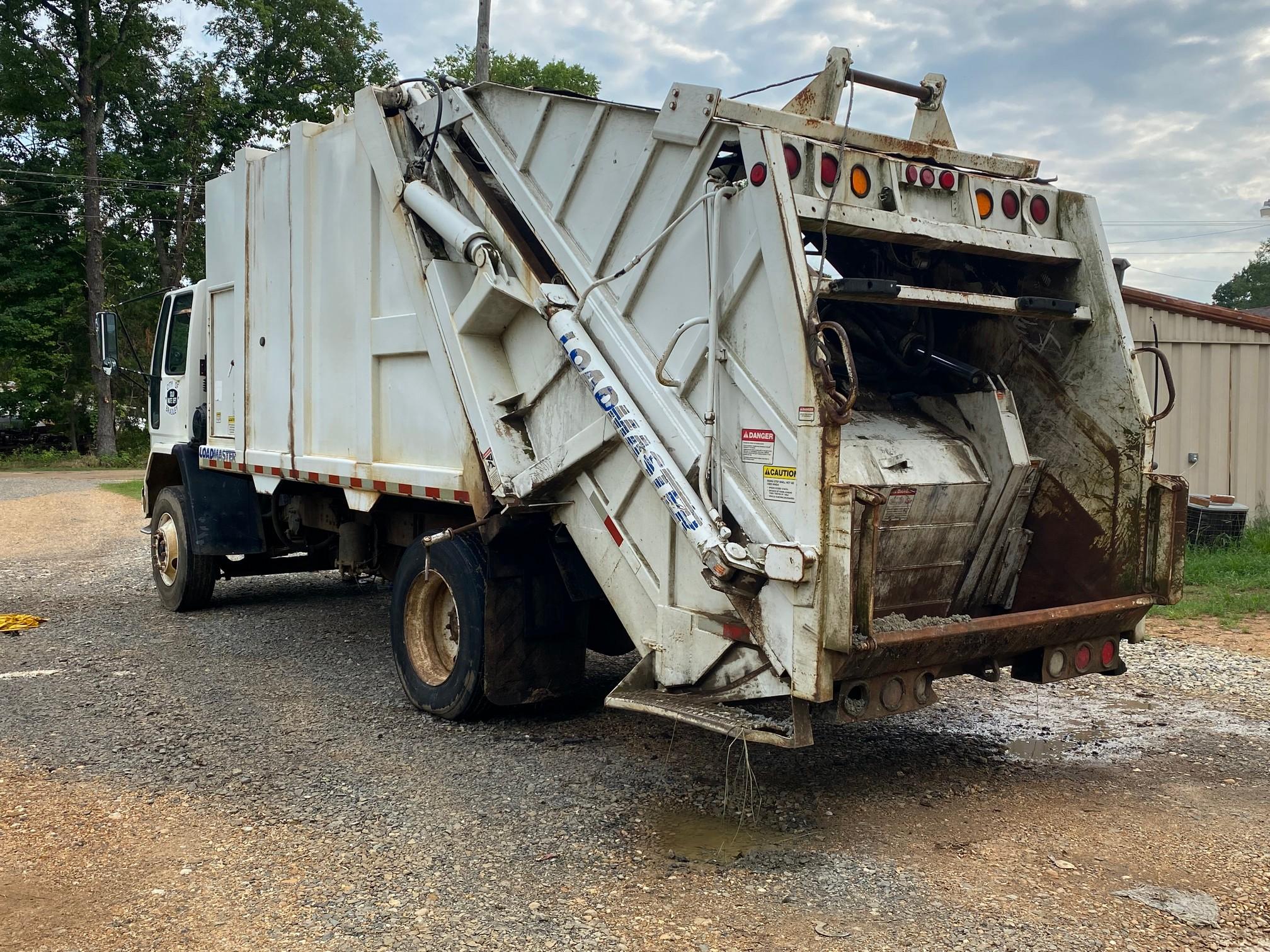 1996 Ford Trash truck