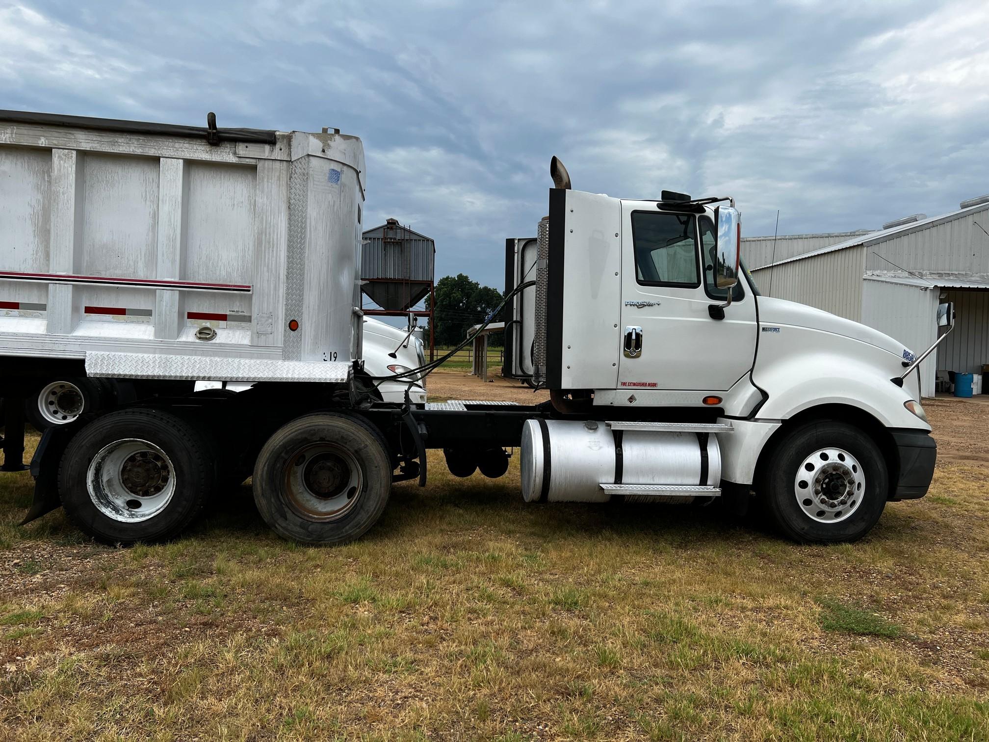 2013 International Navistar Prostar+ 122 6x4