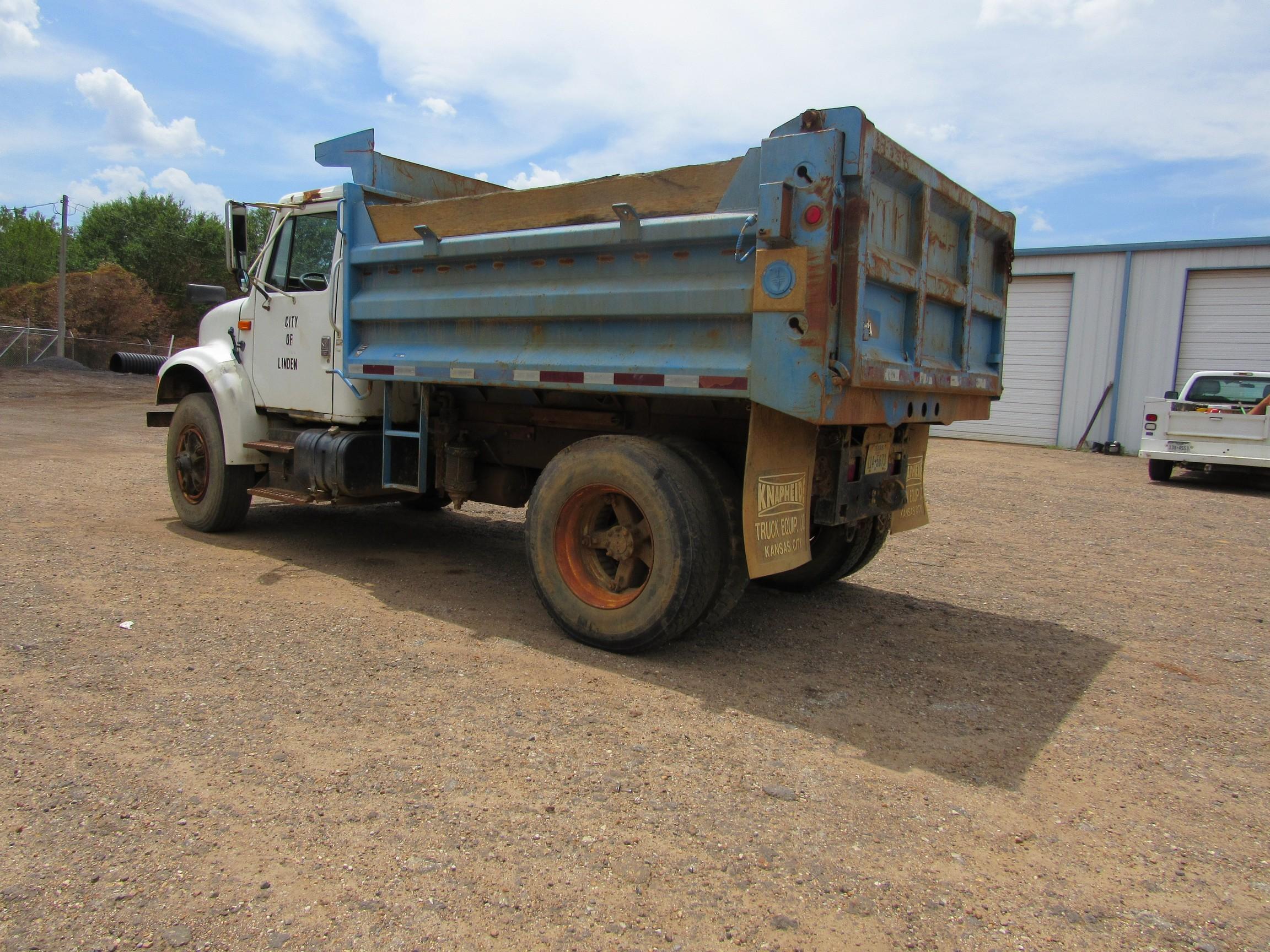 1993 International 4900