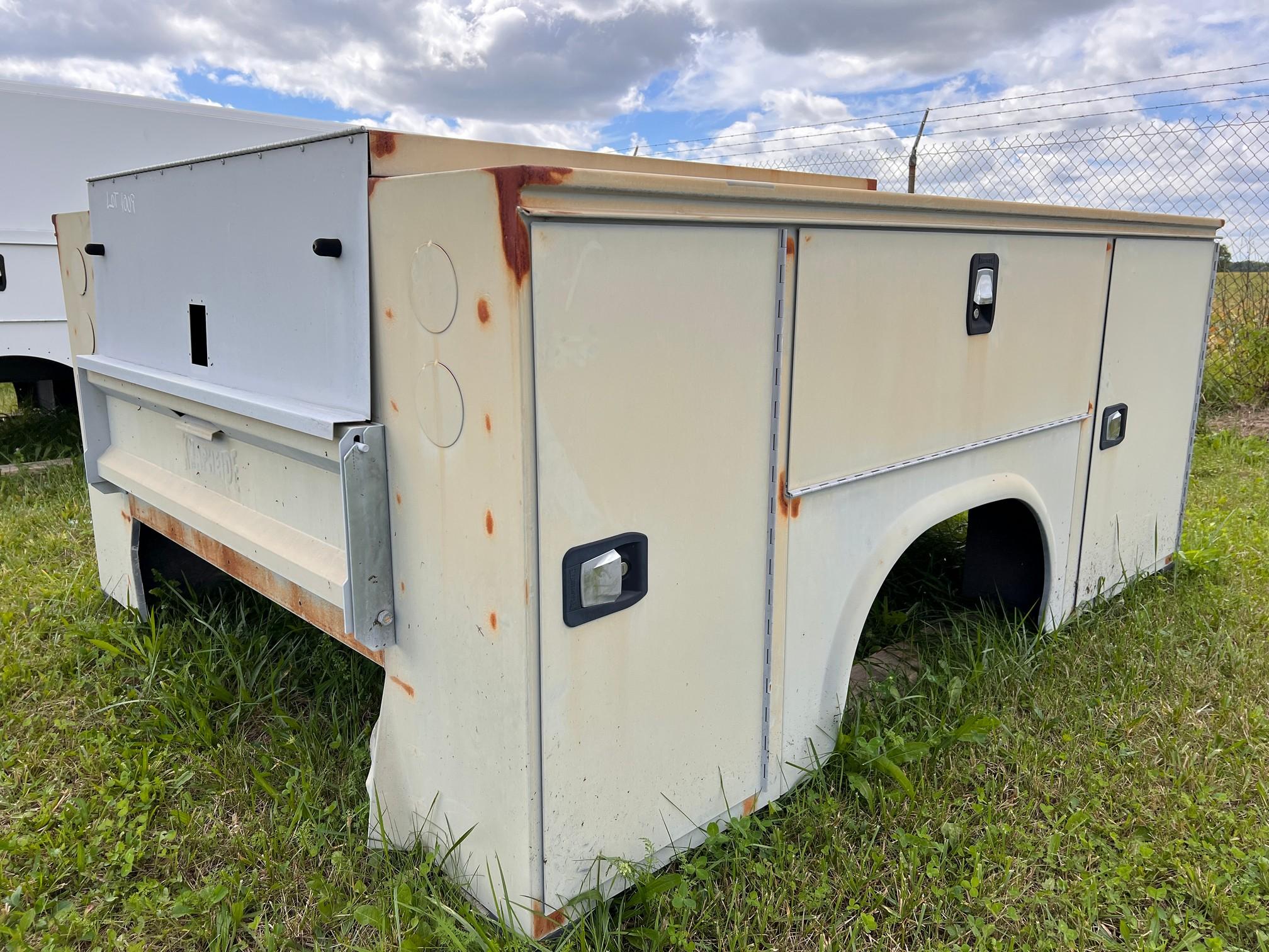 Knapheide service body truck bed 6'6" x 8'