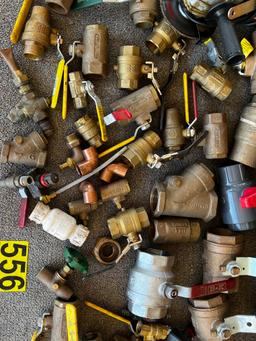 Pallet-New SS& Copperl Valves, Fittings, & Misc